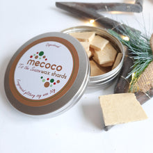 Load image into Gallery viewer, Tis the Season / Gingerbread, Gold Scented Soy Wax Melts
