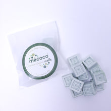 Load image into Gallery viewer, Creature Comforts / Cranberry, Orange &amp; Cinnamon, Green Scented Soy Wax Melts refill bag
