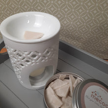 Load image into Gallery viewer, Bless your Cotton Socks / Fresh Linen, Beige Scented Soy Wax Shards Tin
